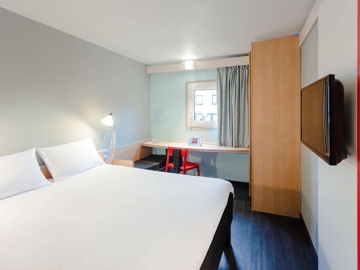 Ibis Bourges Centre Hotel Bagian luar foto