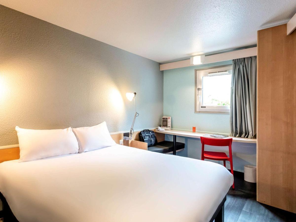 Ibis Bourges Centre Hotel Bagian luar foto